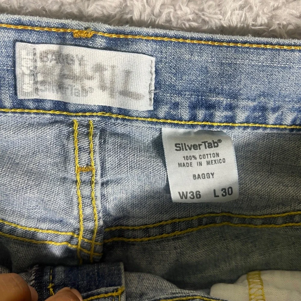 Levis SilverTab Baggy Jeans Light Wash 36x30 Mens Vintage 90s Distressed Denim